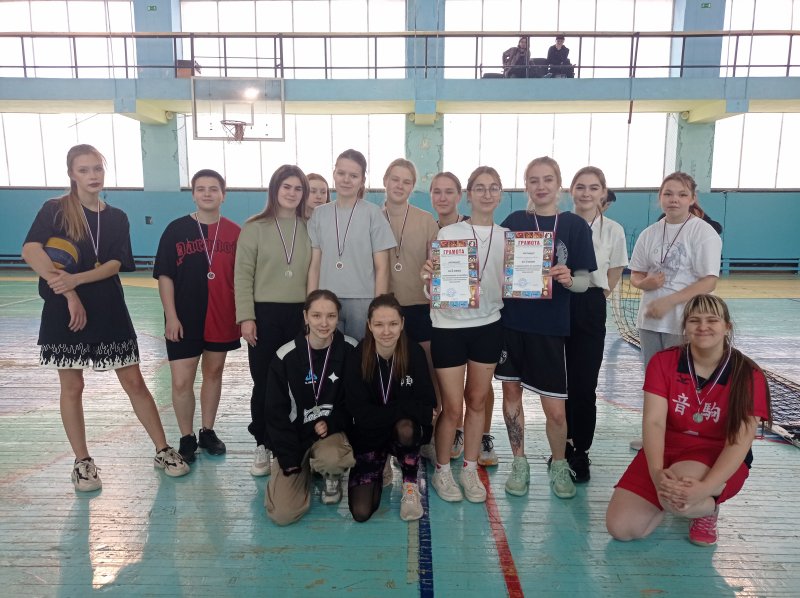 Соревнования по волейболу  среди женских команд образовательных учреждений среднего профессионального образования г. Асбест