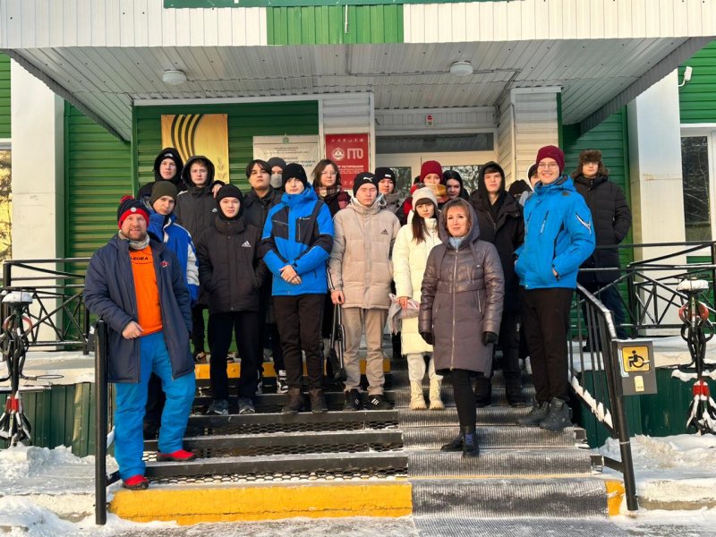 Няганские студенты посетили «Спортивную школу «Патриот»